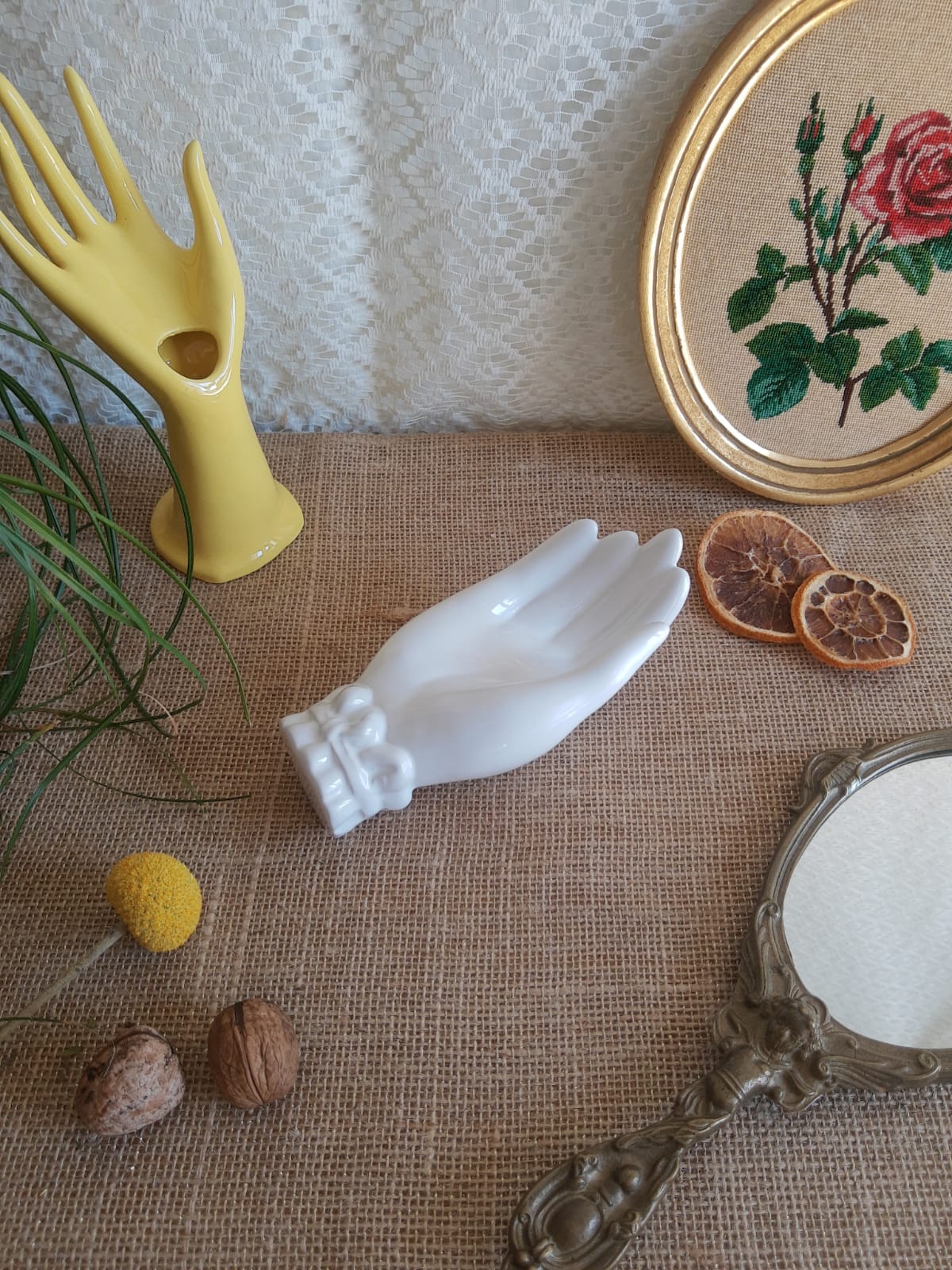 Vide poche main en céramique blanche - vintage