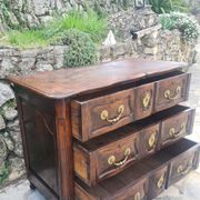 Commode arbalète en noyer époque 18ème siècle