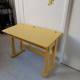 Children's desk