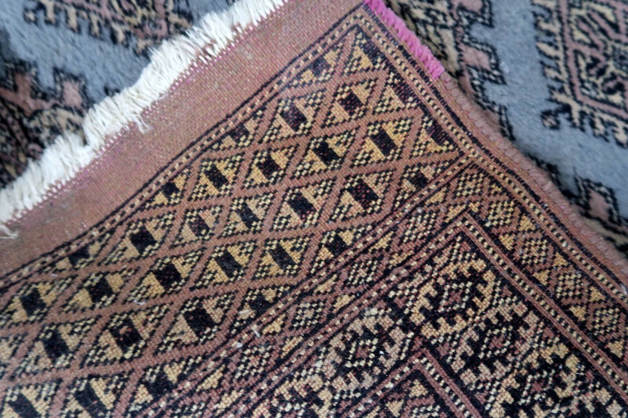 Tapis coureur vintage ouzbek Bukhara fait main en laine – 75 x 244 cm