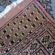 Tapis coureur vintage ouzbek Bukhara fait main en laine – 75 x 244 cm