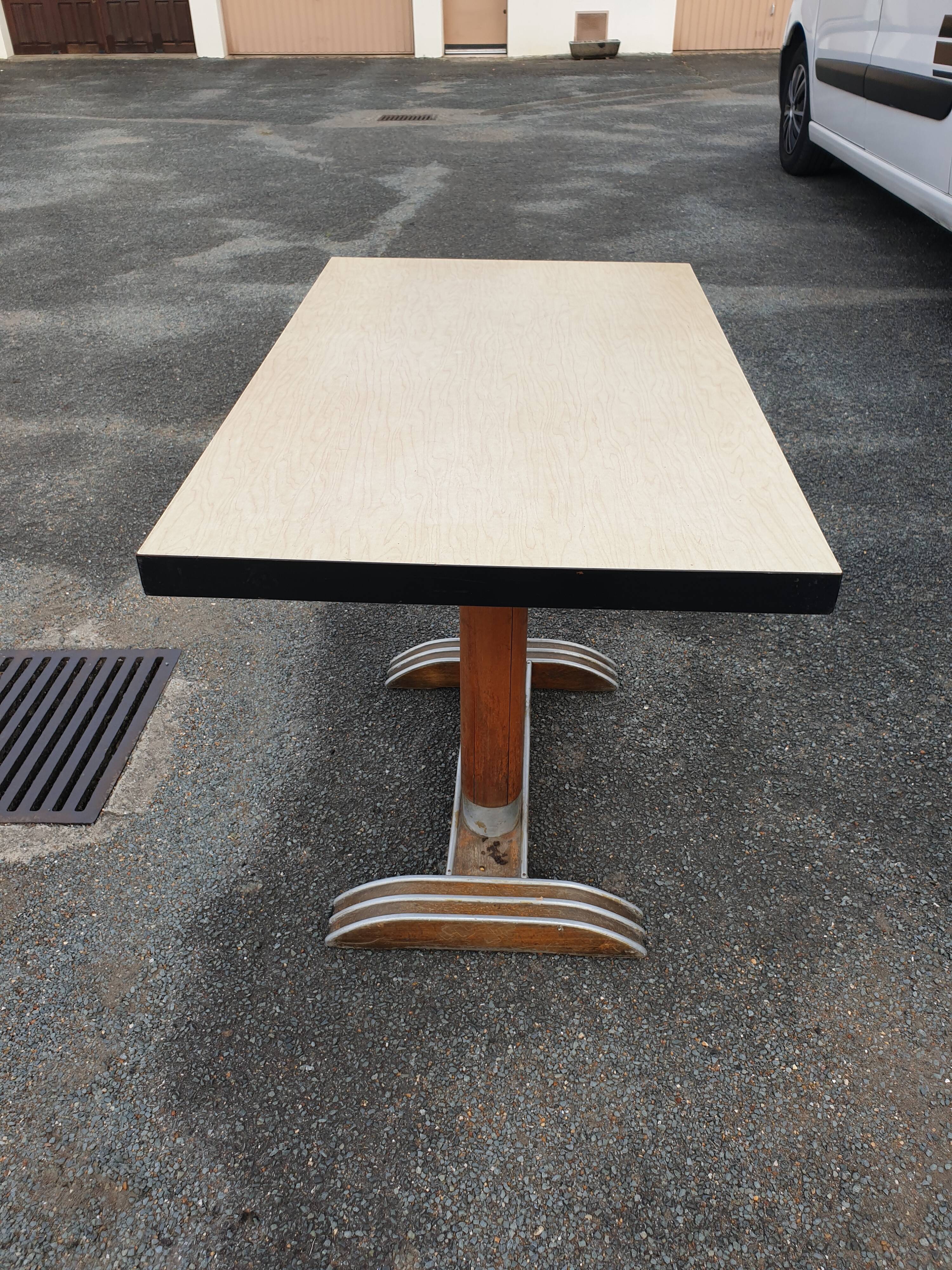 40/50 period bistro dining table