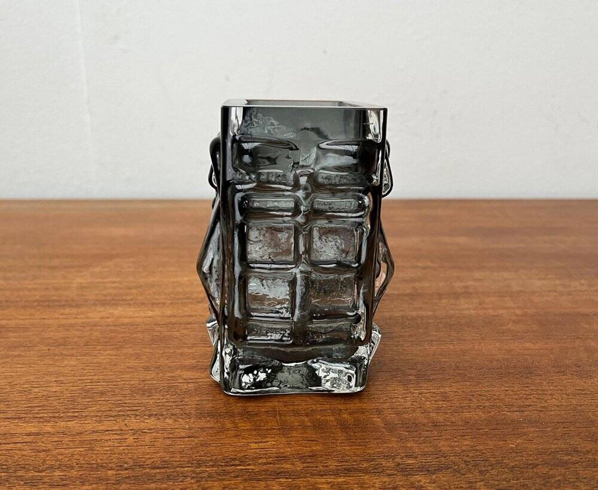 Brutalist bubble glass block vase by Josef Schott for Smålandshyttan, mid-century, 1960s.