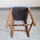Chaise vintage en bois sculpté