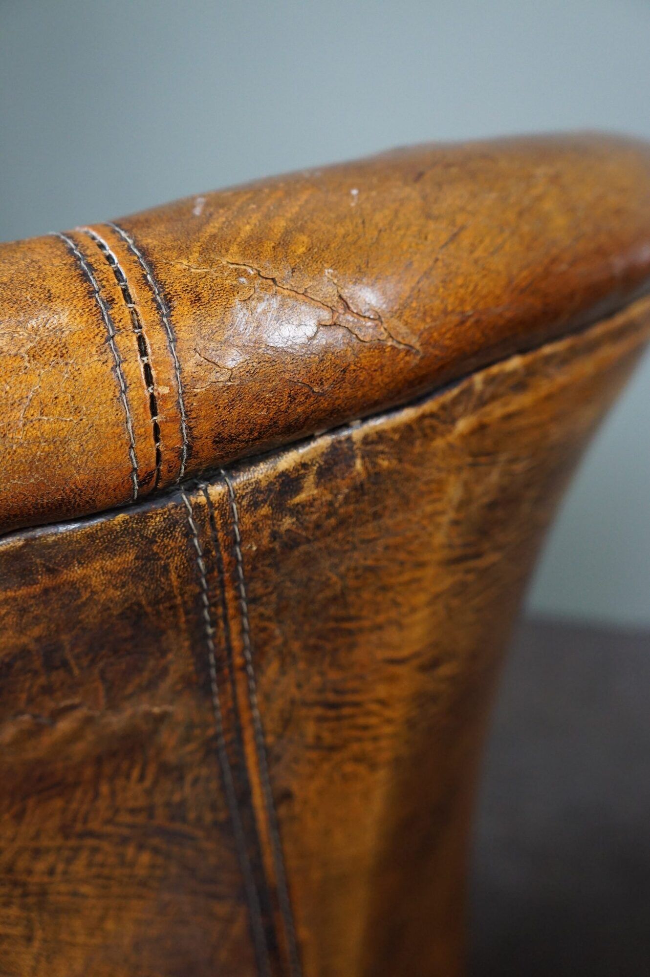 Set of 2 convertible armchairs in sheepskin accent chairs