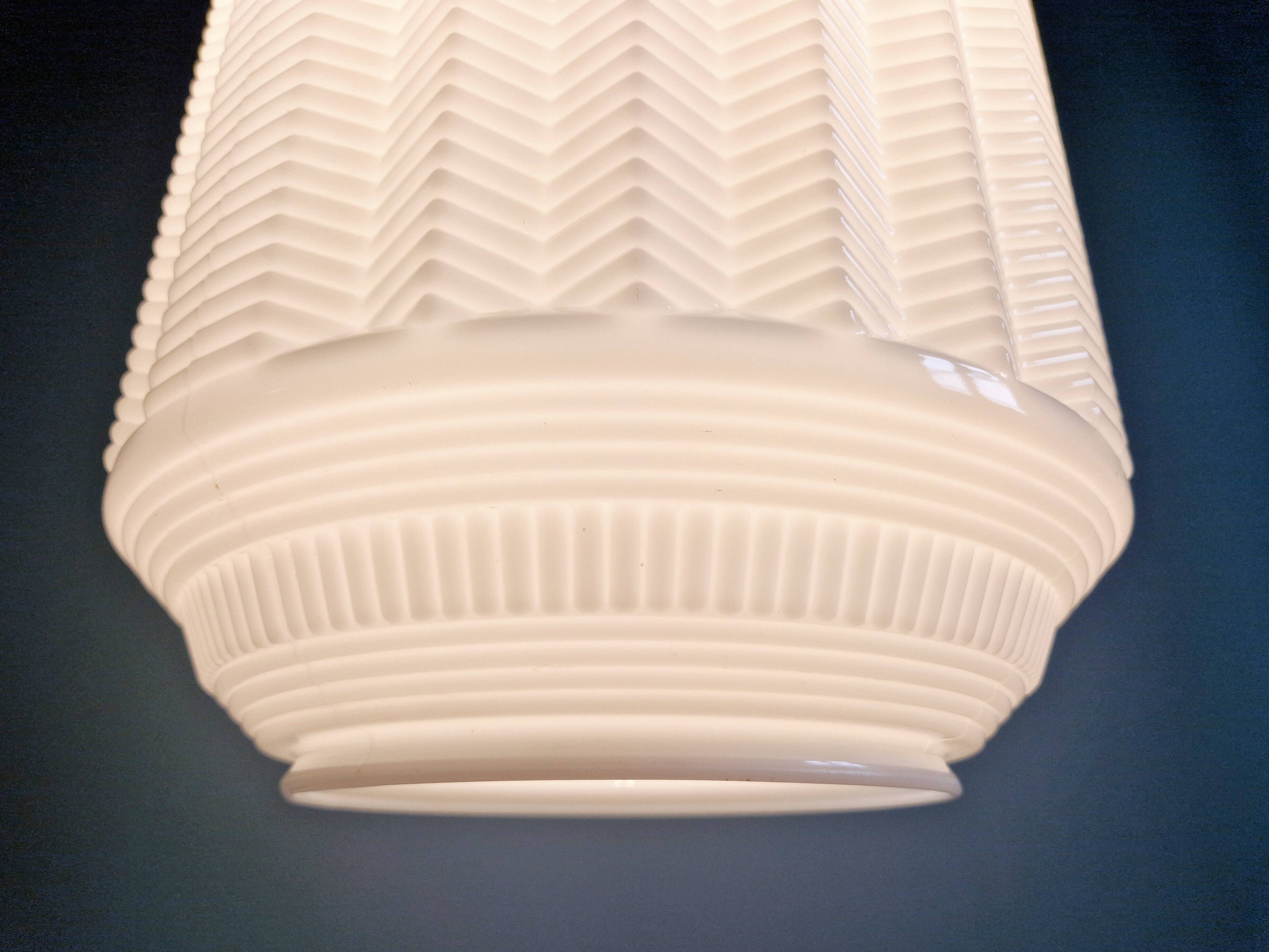 Large Art Deco pendant light in white opaline, 1920s-30s