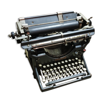 Collection Underwood typewriter