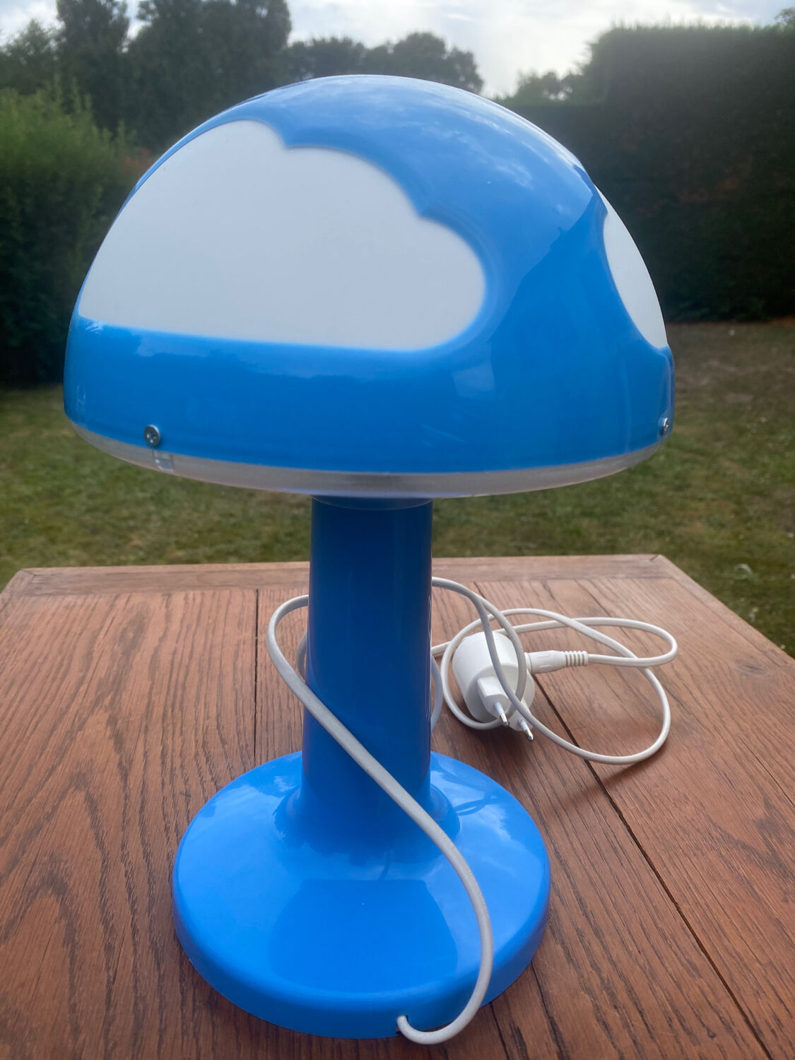 Blue skojig ikea lamp