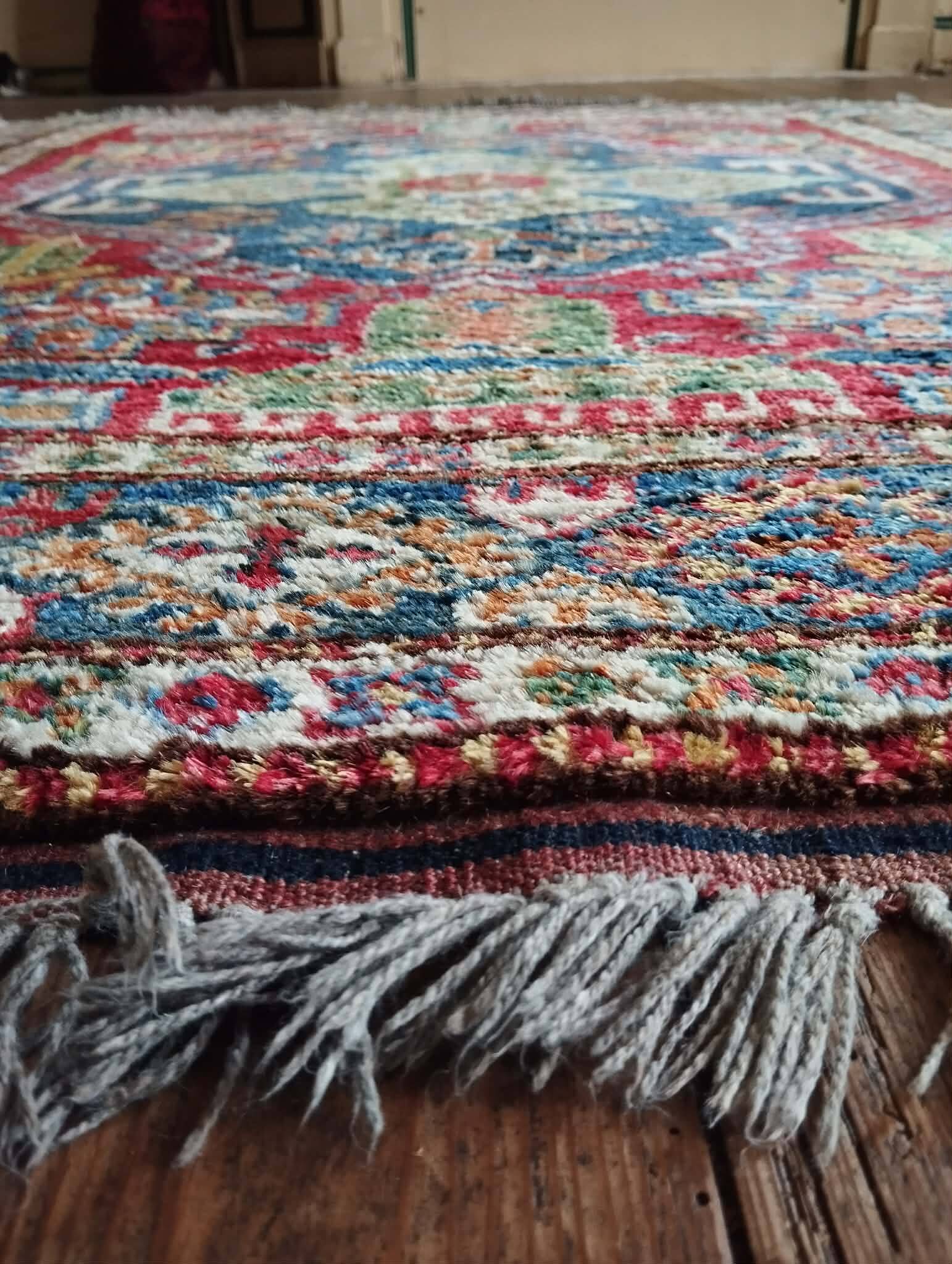 Handmade Pakistani Gazni rug 149x135cm