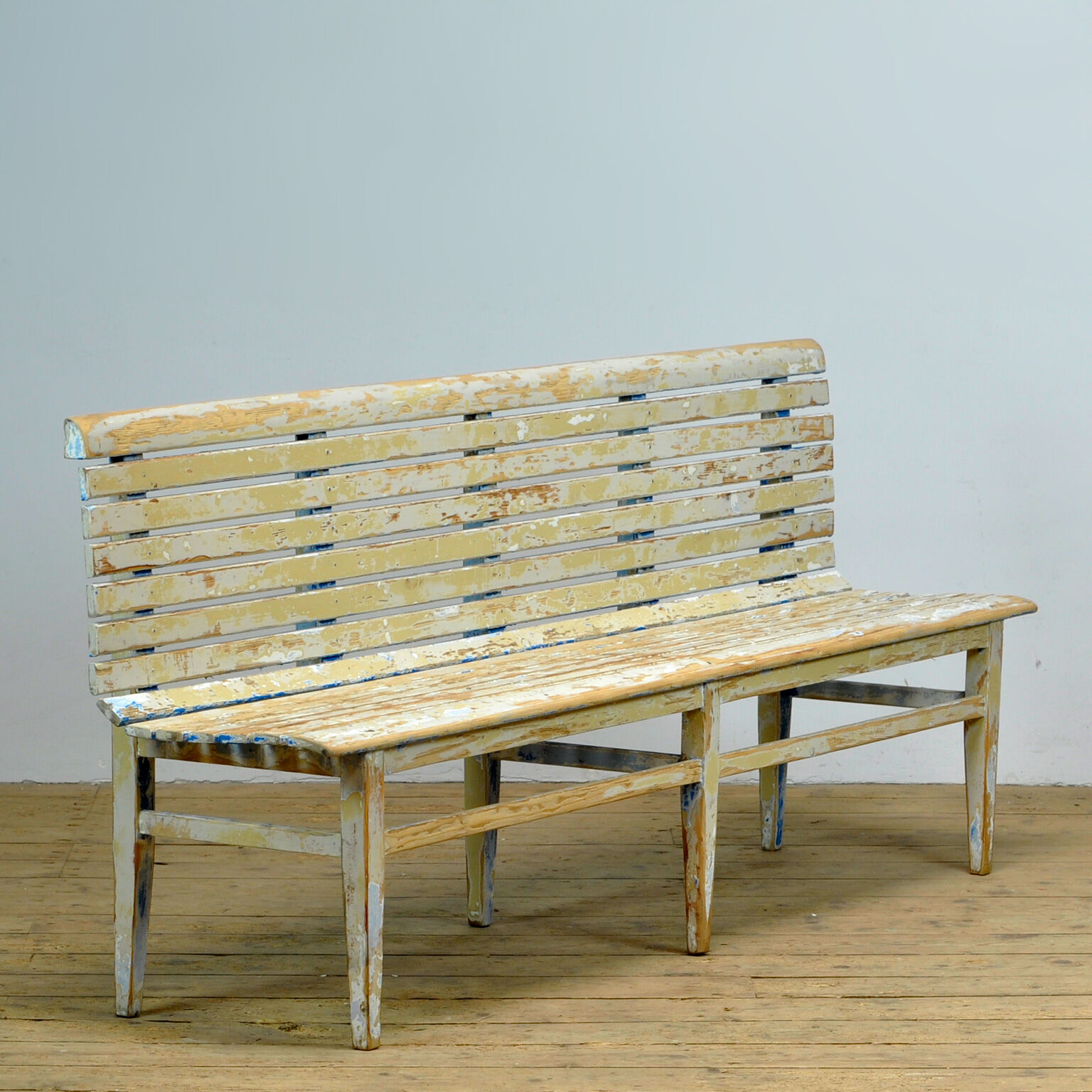 Train station waiting bench, circa 1940