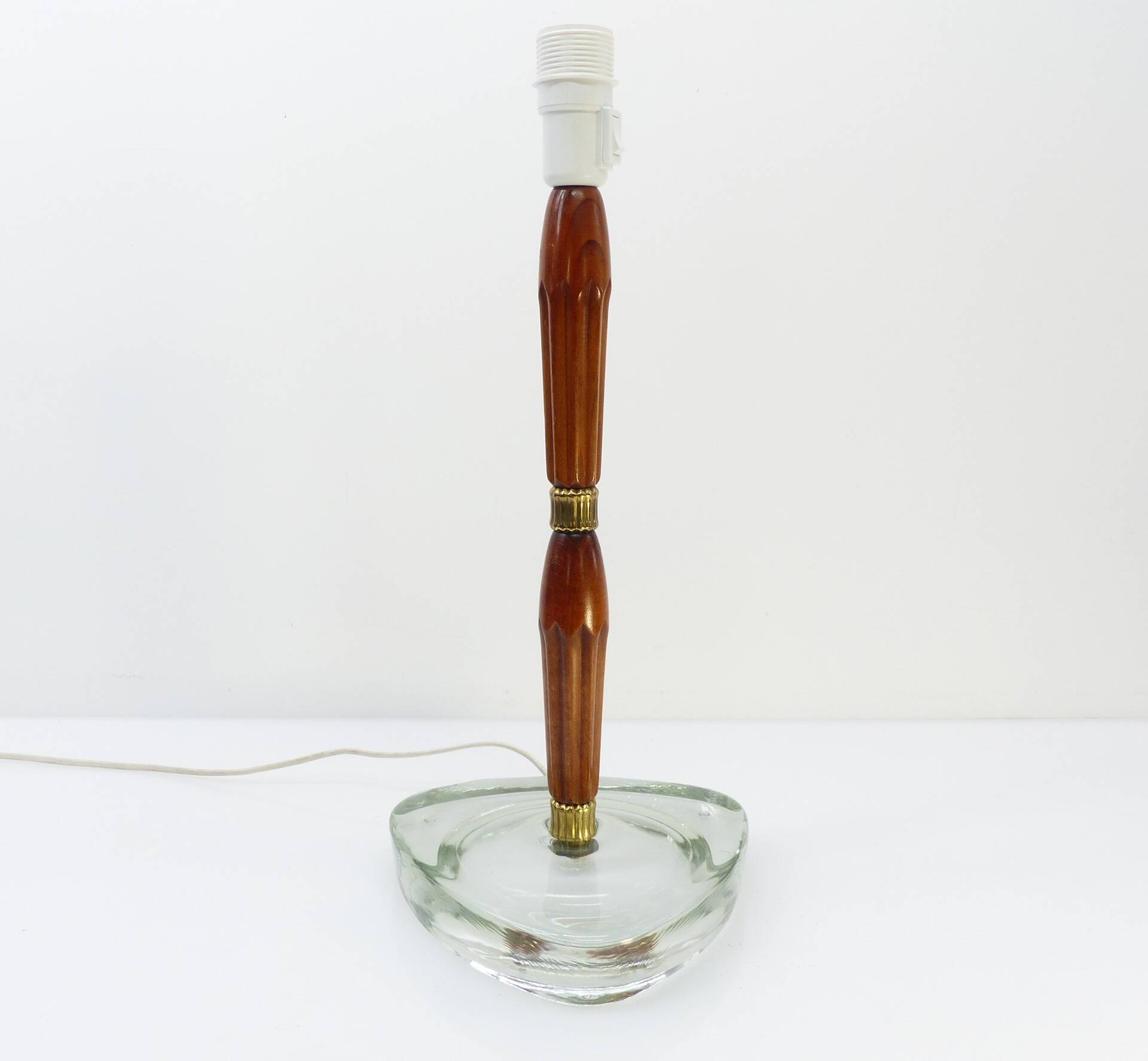 Scandinavian table lamp in glass, wood and brass 1960 Nybro Armaturfabrik