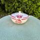 Soup tureen