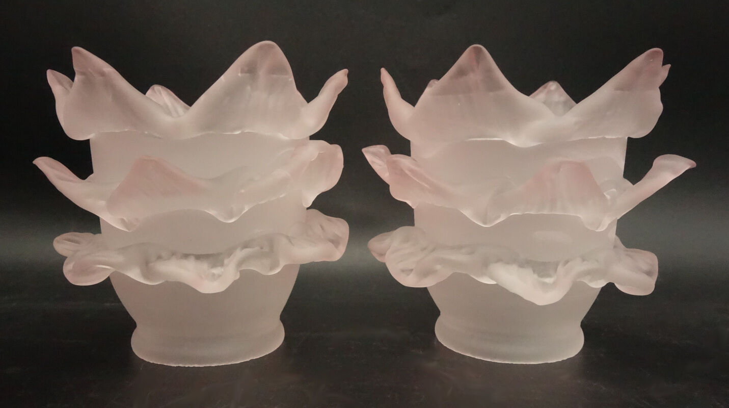 Paire de tulipes en pâte de verre couleur rose pâle
