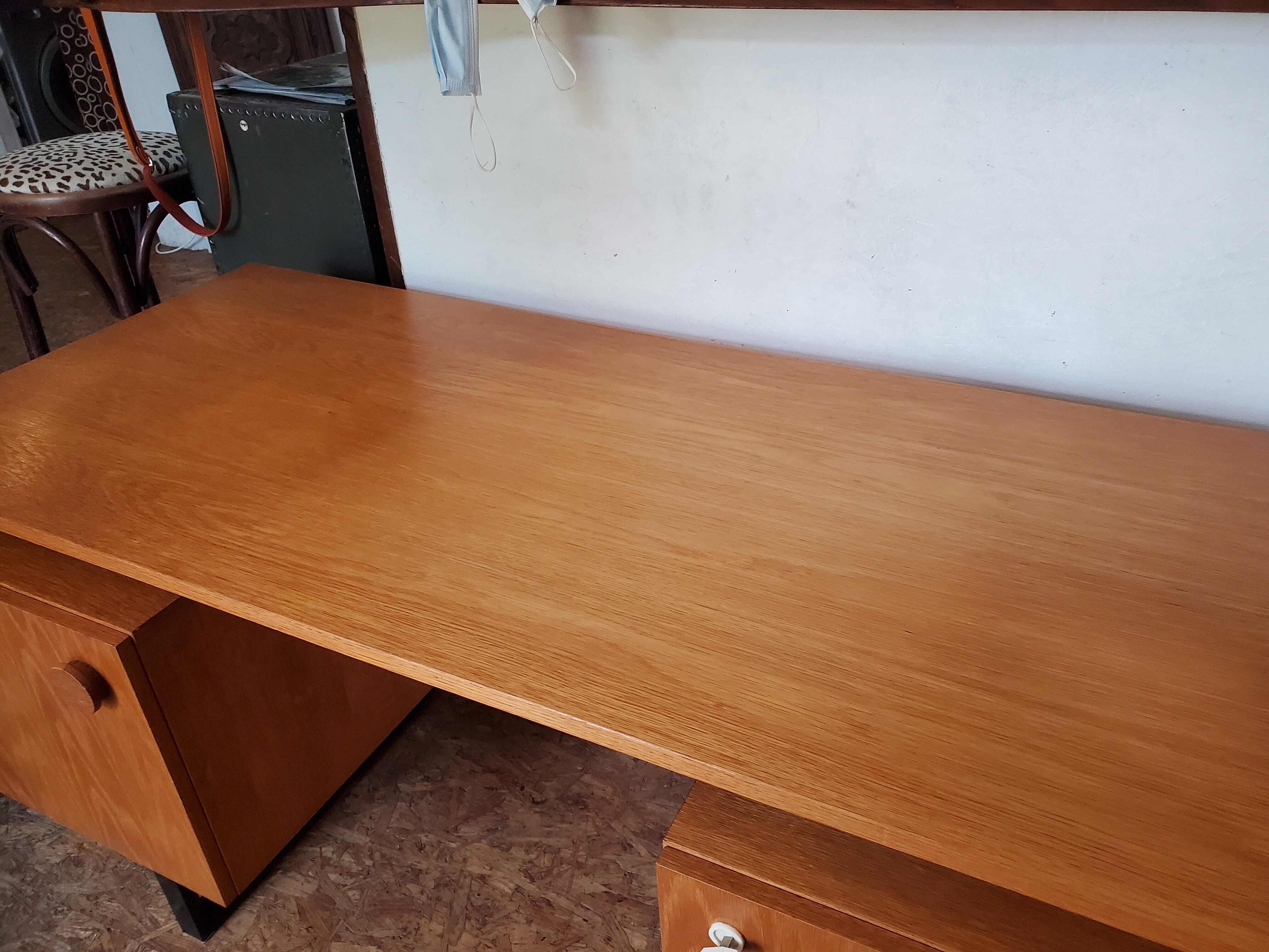 Modernist office year 60