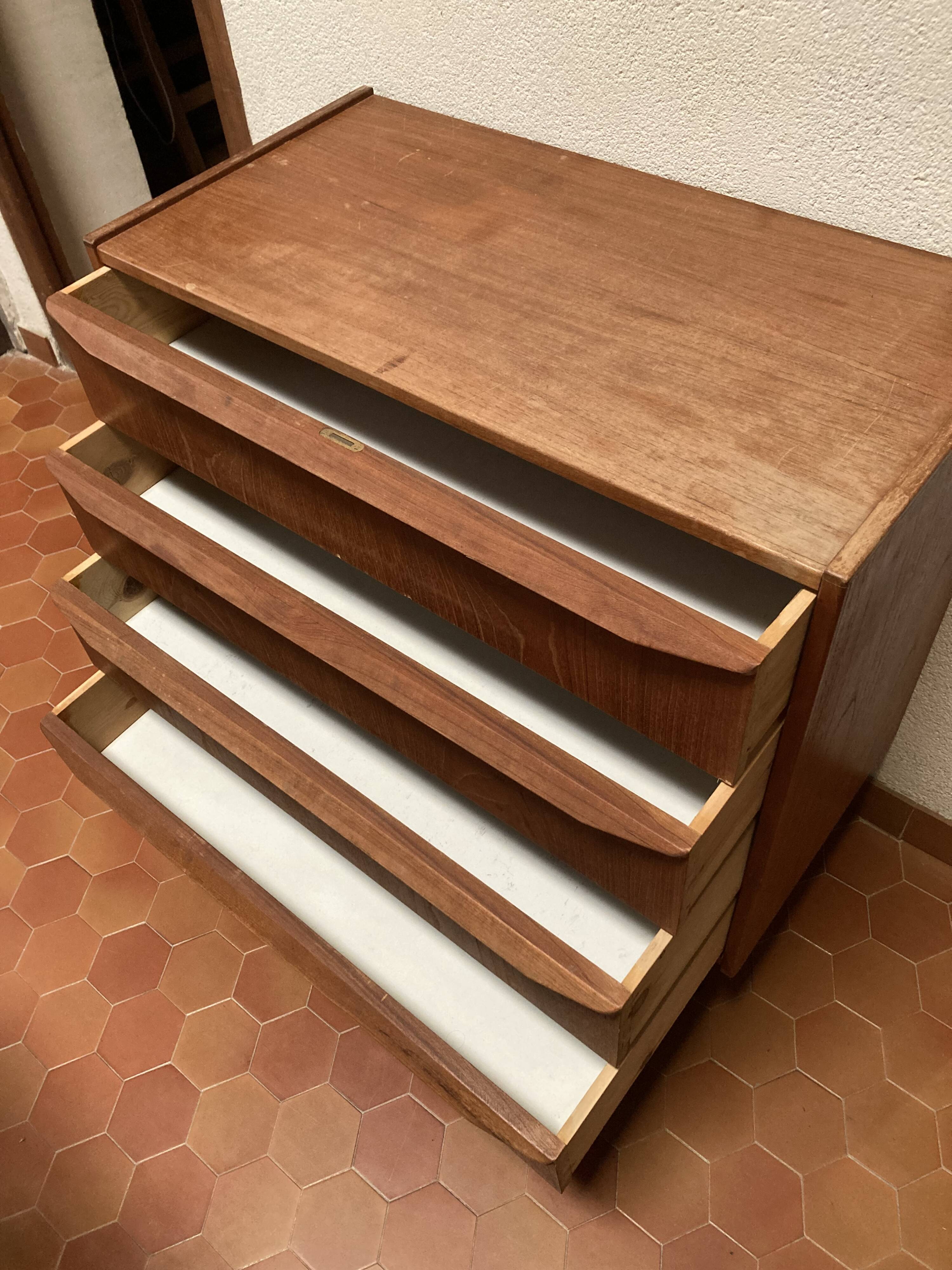 Vintage Scandinavian style chest of drawers