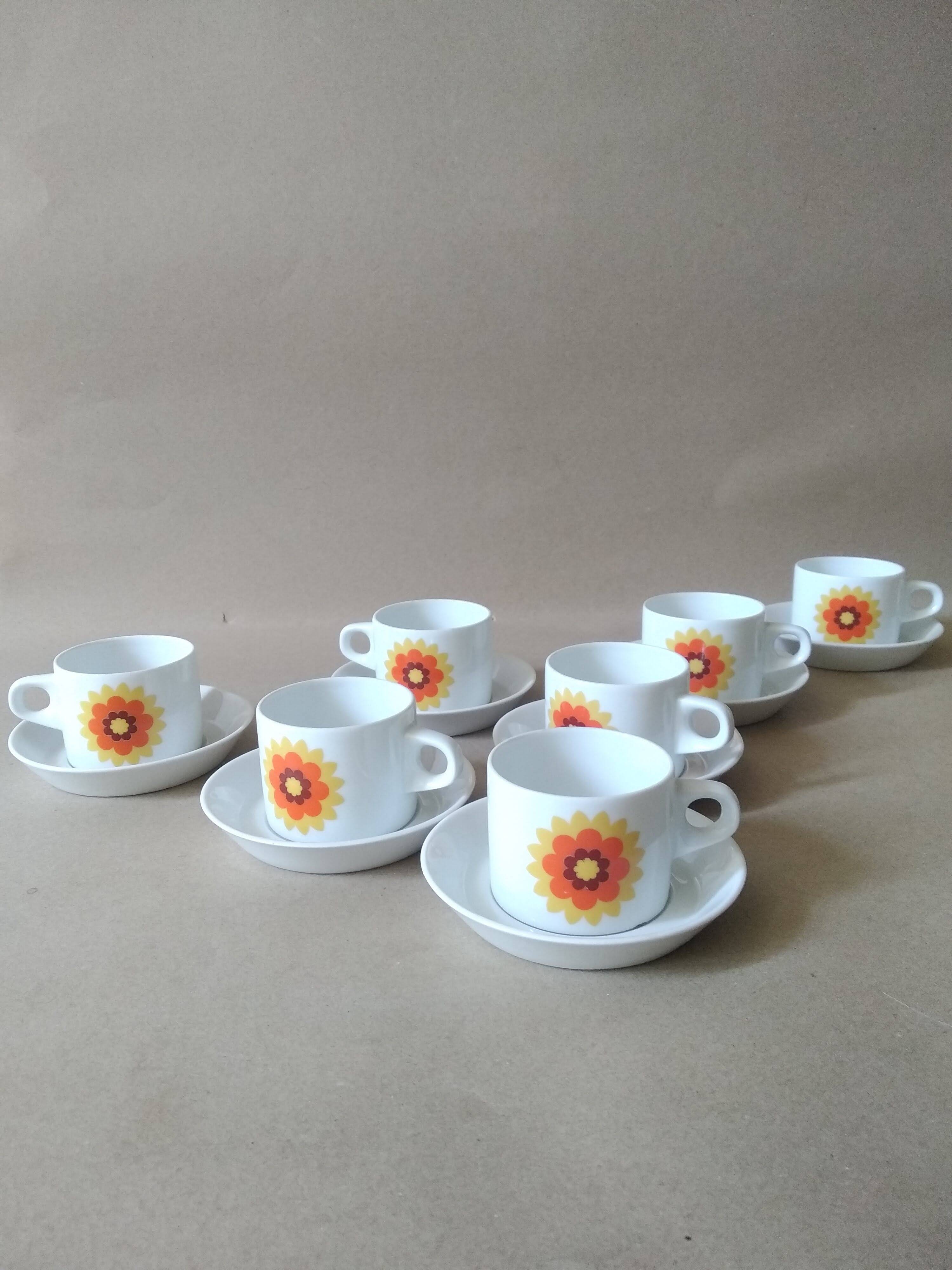 Hutschenreuther Novum Vintage Porcelain Coffee Cups * 70s * Bavaria