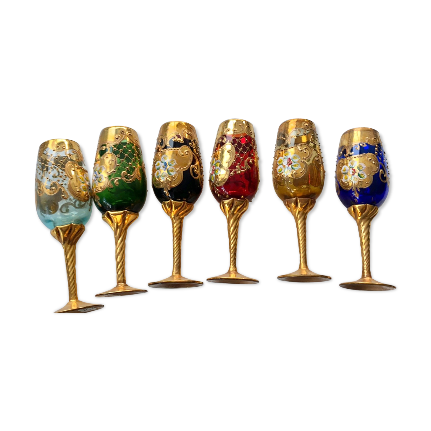 Lot 6 glasses Murano Venice gilded floral decoration in relief