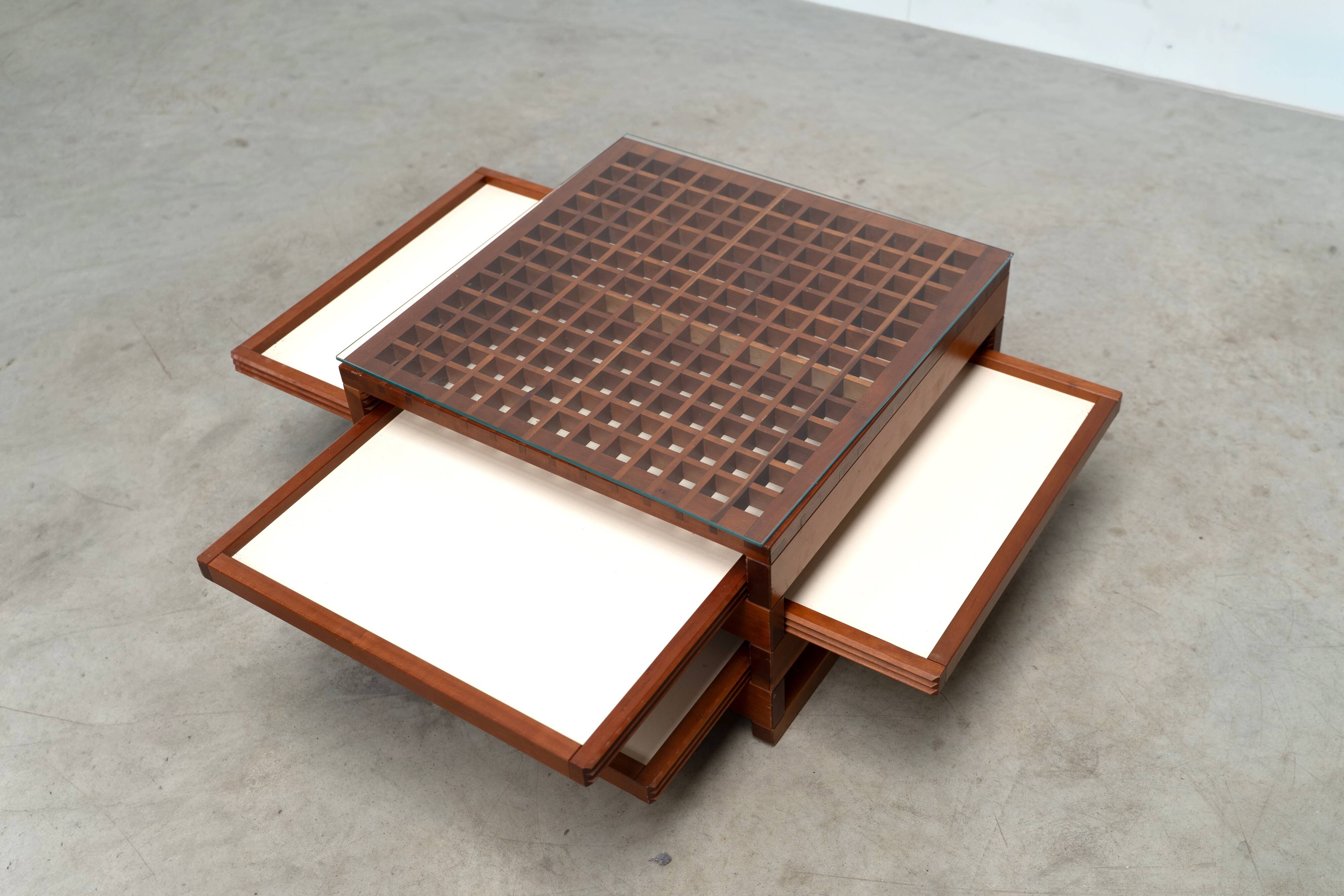 Table basse par Bernard Vuarnesson