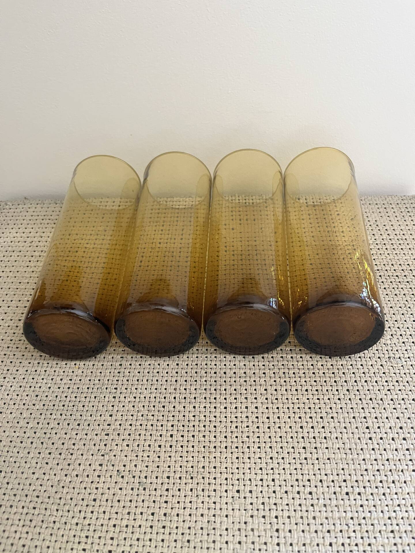 4 verres ambrés
