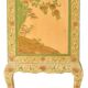 Chiffonnier en bois peint de style chinoisant