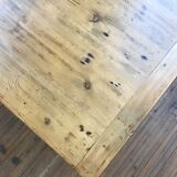 Turned legs farm table