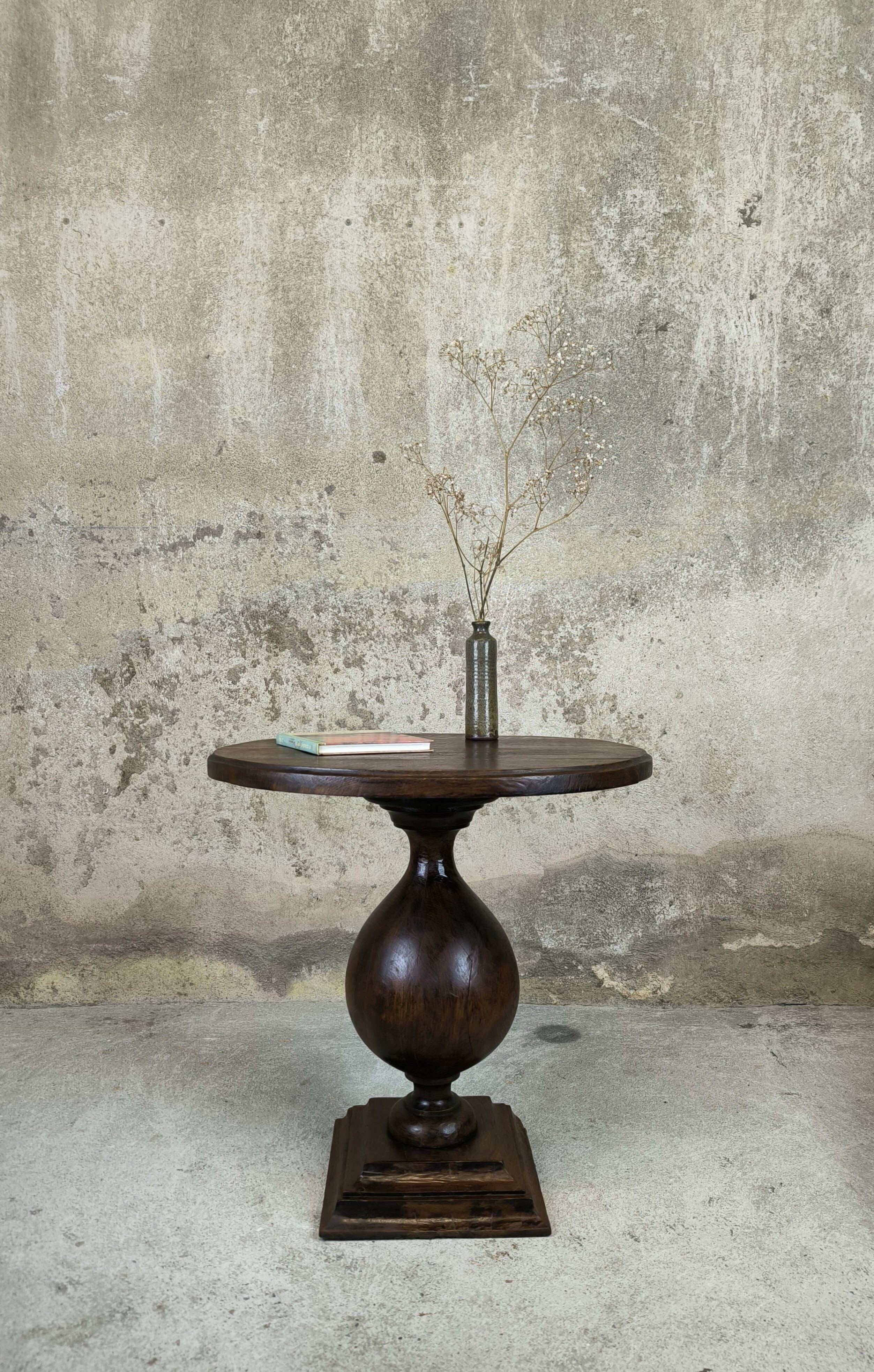 Vintage side table in solid wood