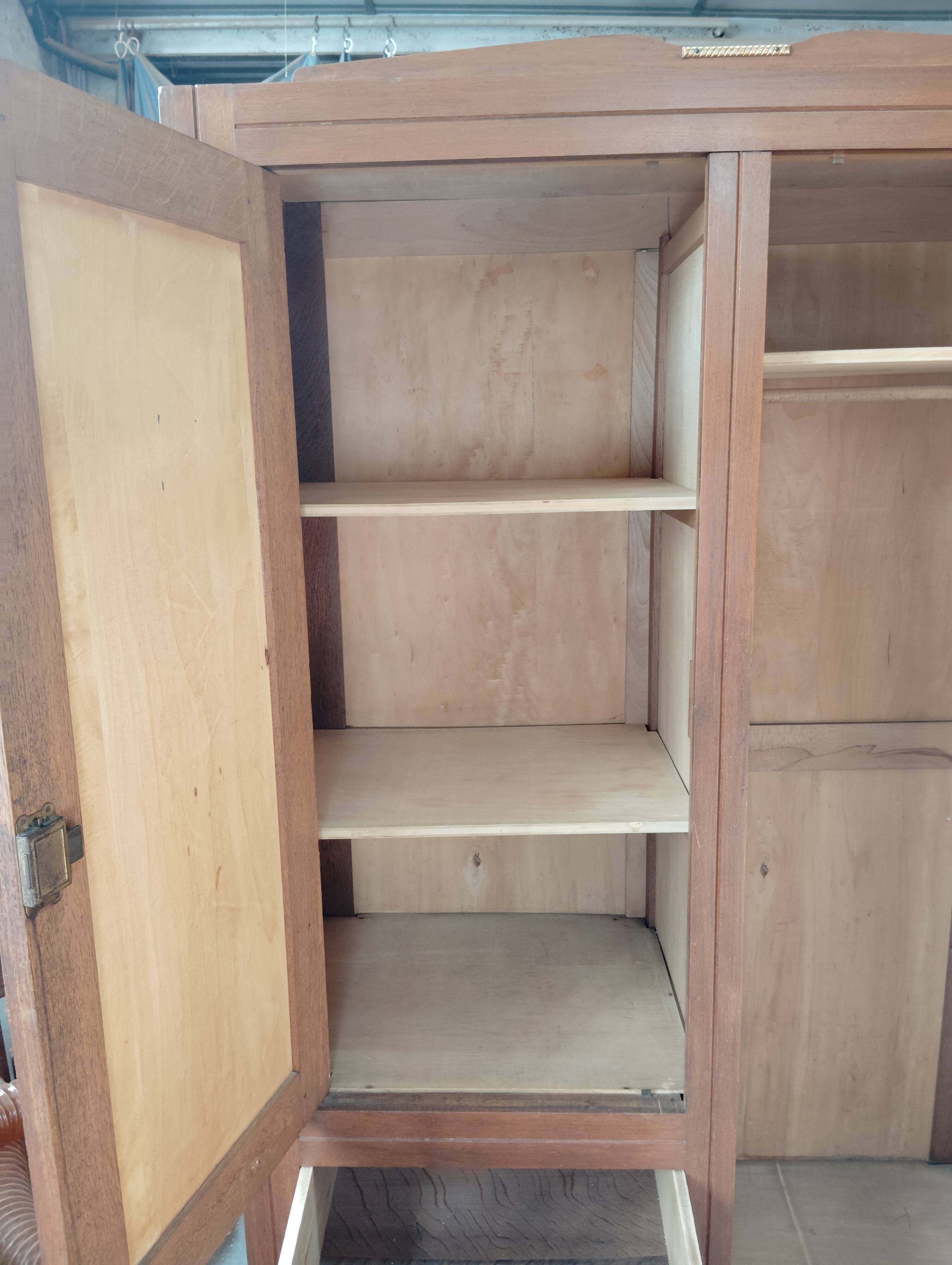 Armoire Parisienne