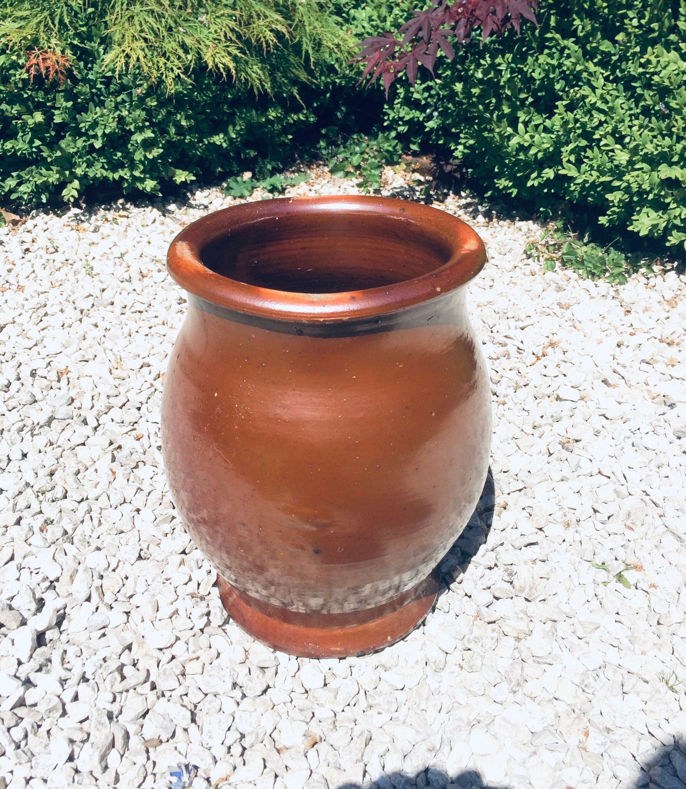 Verified sandstone jar