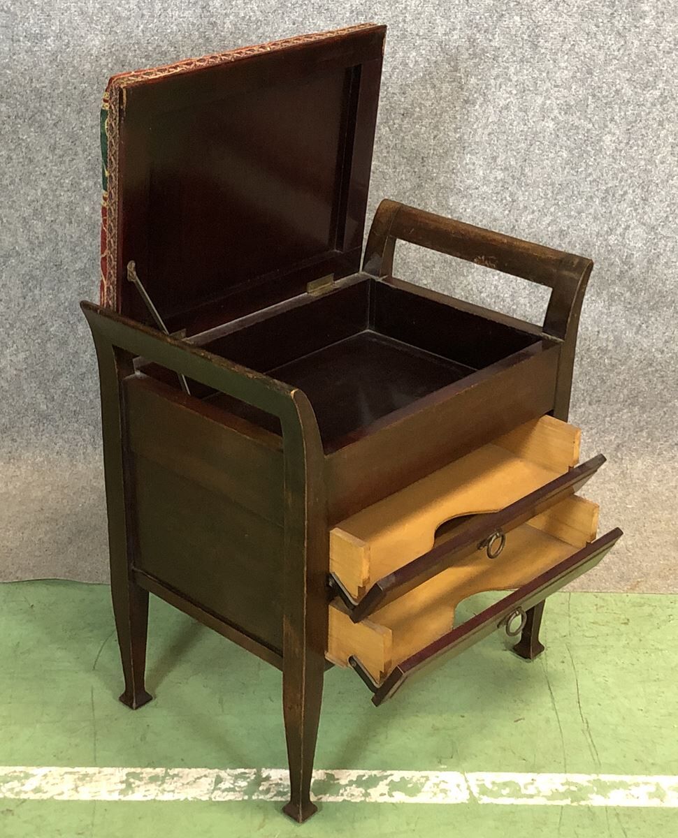 Early twentieth mahogany piano stool