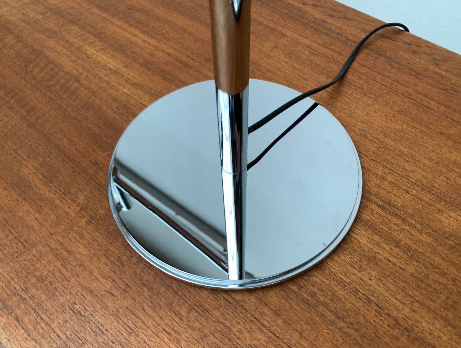 Lampe de table Haloprofil de l'ère spatiale vintage par V. Frauenknecht pour Swisslamps International, années 1970
