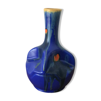 Ceramic vase