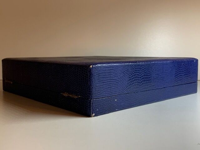 Box of 12 knife holders art nouveau gilded ceramic butterflies