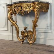 Console Régence au dragon, bois sculpté et doré, Paris vers 1720