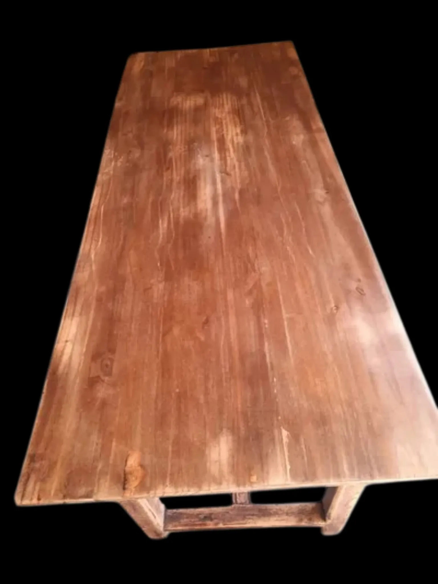 Farm table