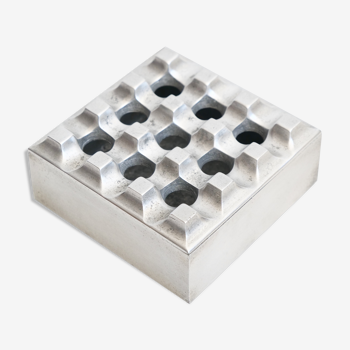 Ashtray of 196 by Swedish designer Holger Backstrom for Industrial Diverse Tin