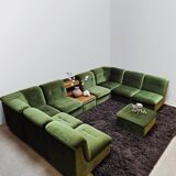 Canapé vintage modulable en velours "Green Spirit"