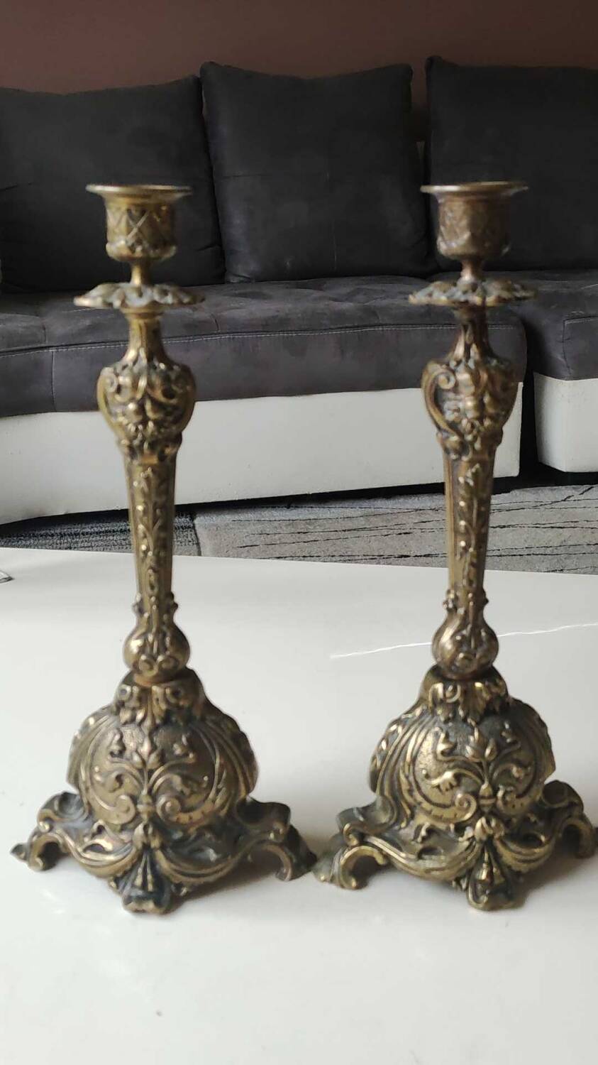 Pair of Antique Flambeaux Candlesticks/Baroque Style, Rocaille. In gilded bronze. 19th century