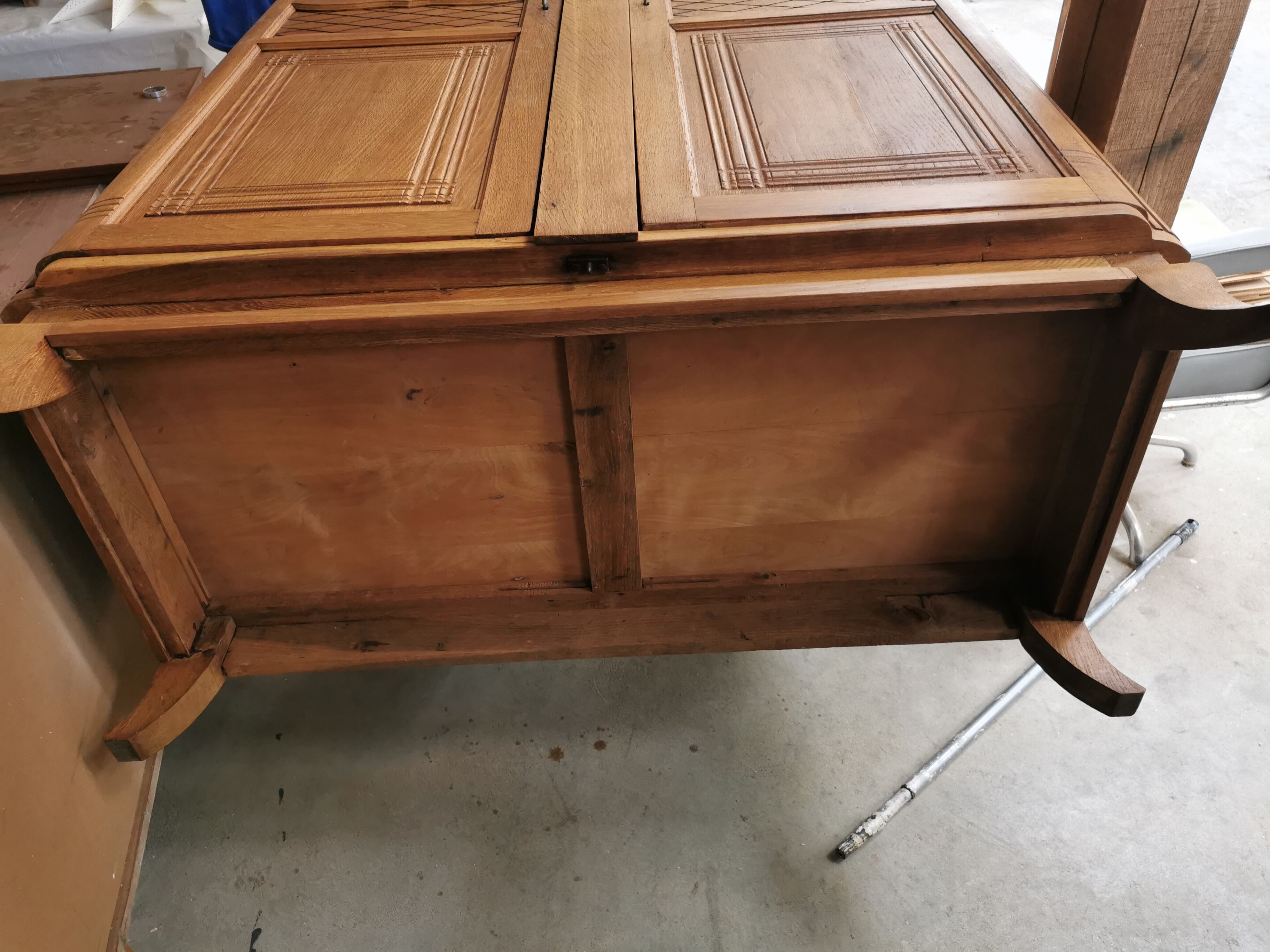 Oak cabinet