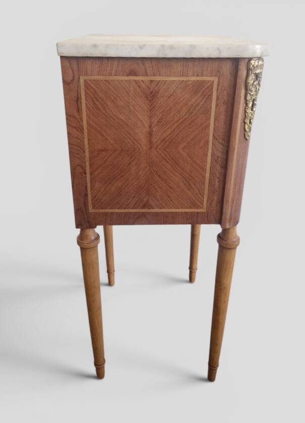 Louis XVI style side table - Marquetry wood and gilded bronze