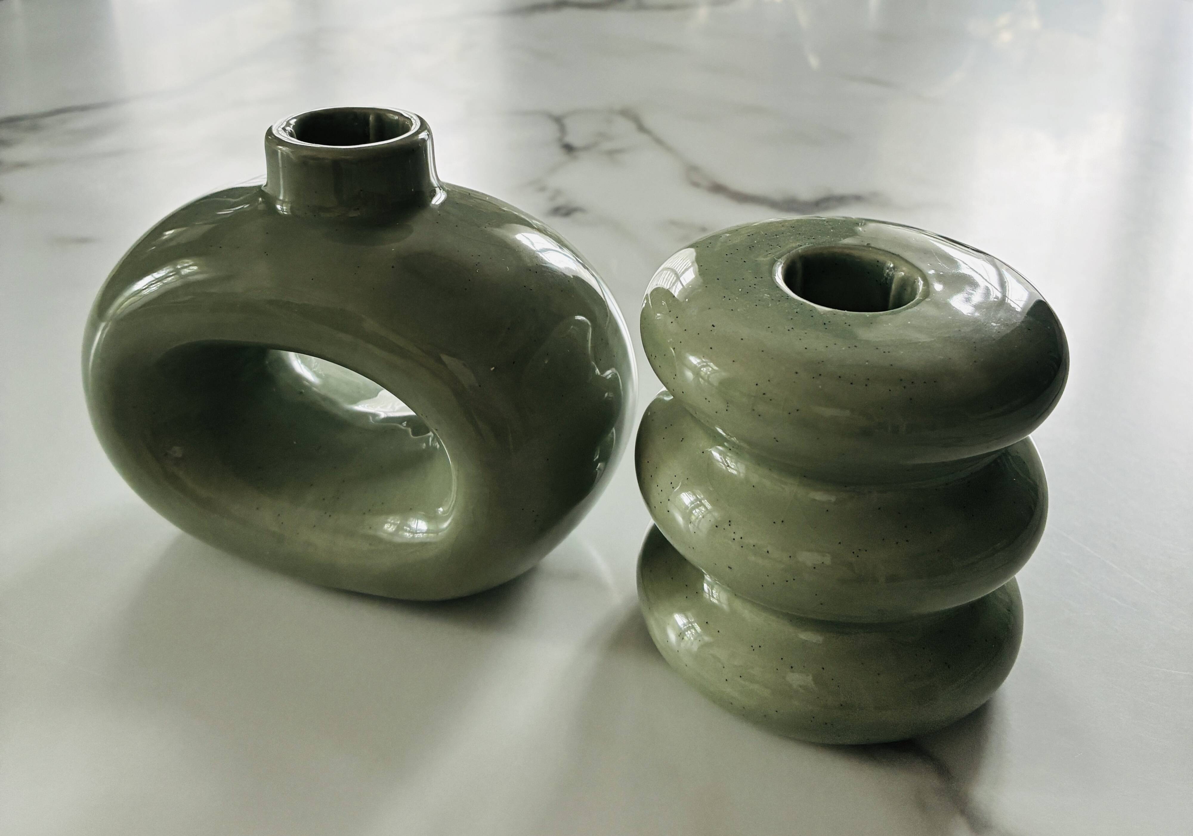 Set of 2 minimalist ceramic candle holders