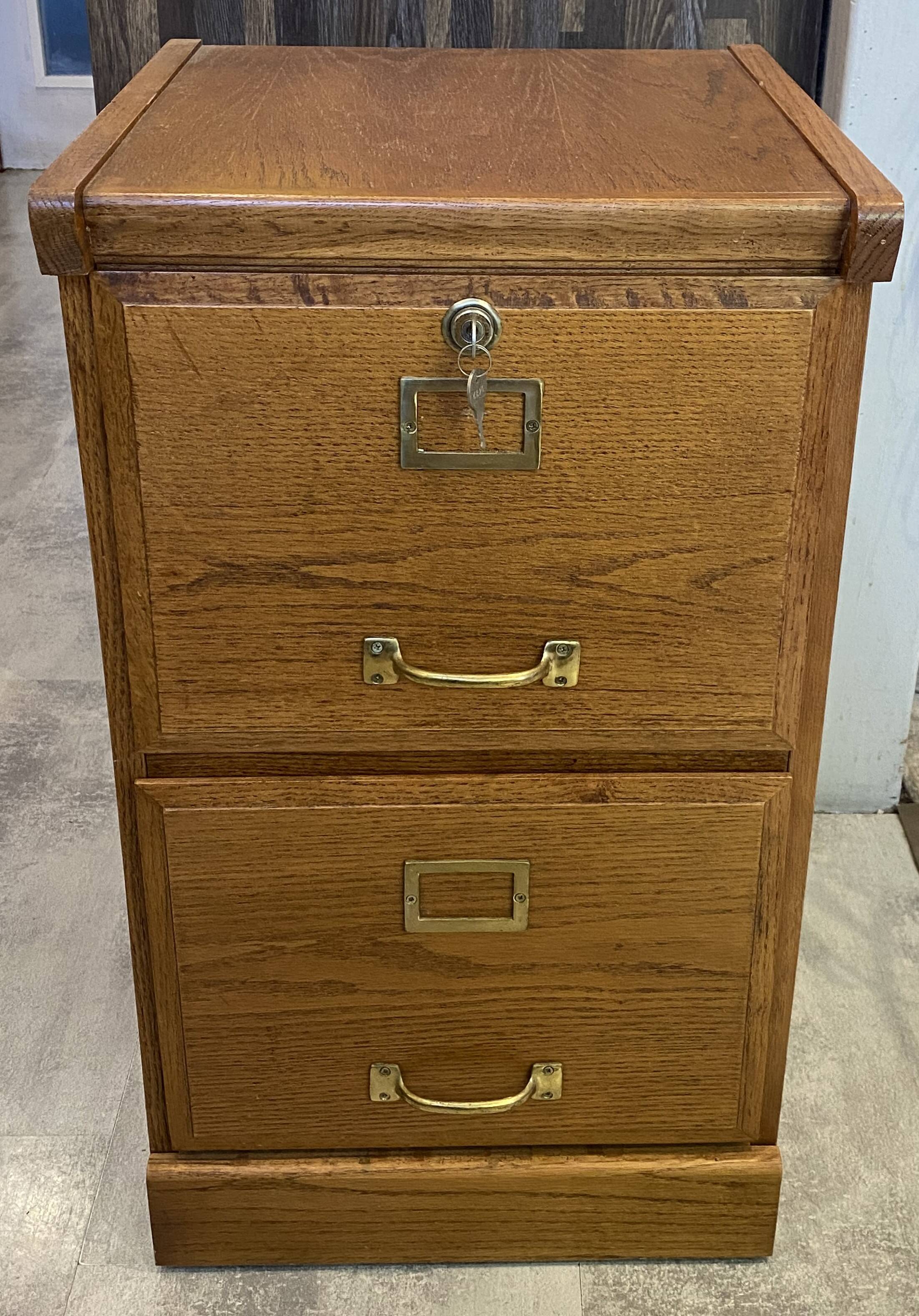 Furniture n1 for administrative storage, filing cabinet for hanging files.