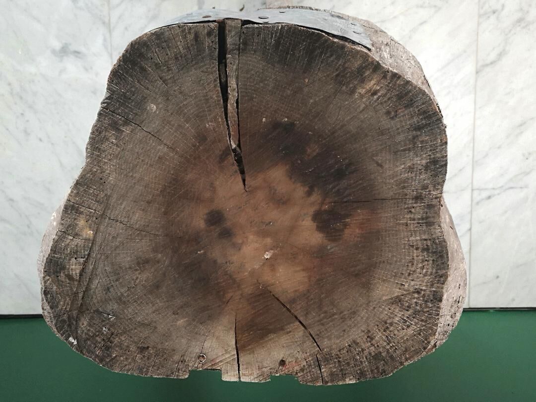 Vintage popular side table