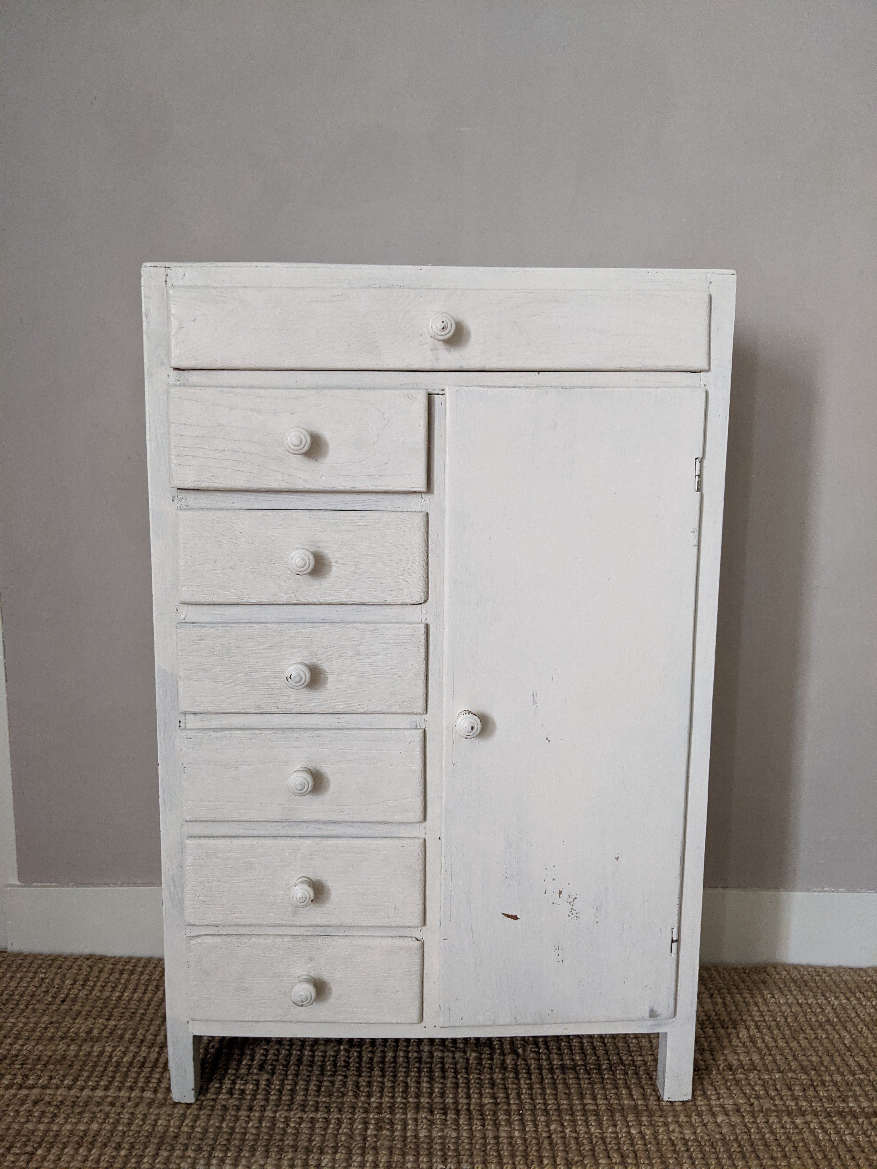 Sideboard of Parisian style in wood