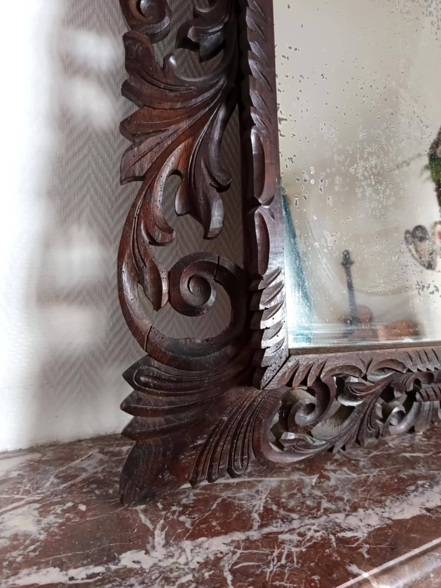 Neo-Gothic mirror in carved oak circa 1940