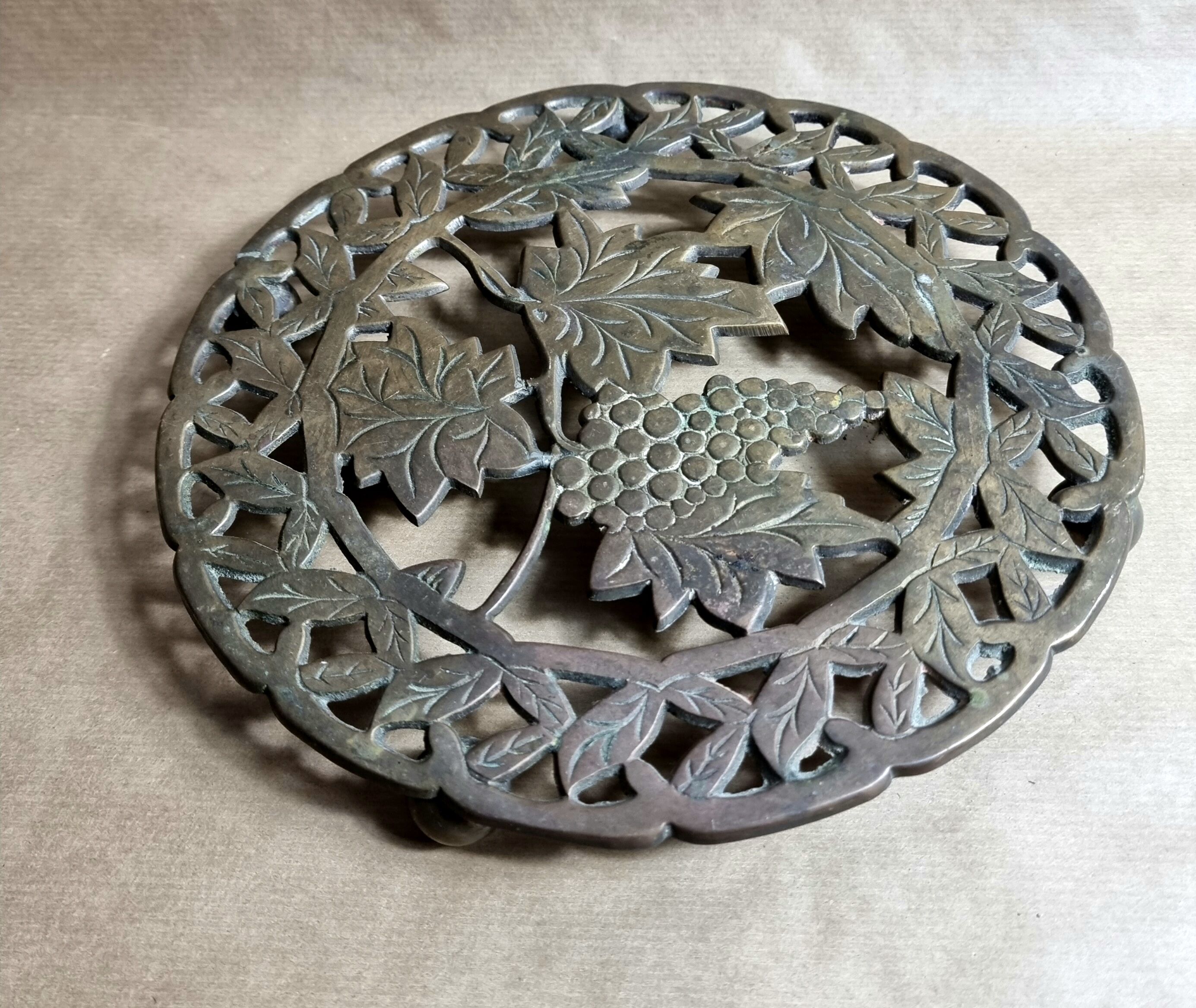 Brass underside vine decoration