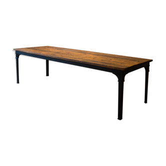 Dining table "Reichsbahn" workshop floor pine