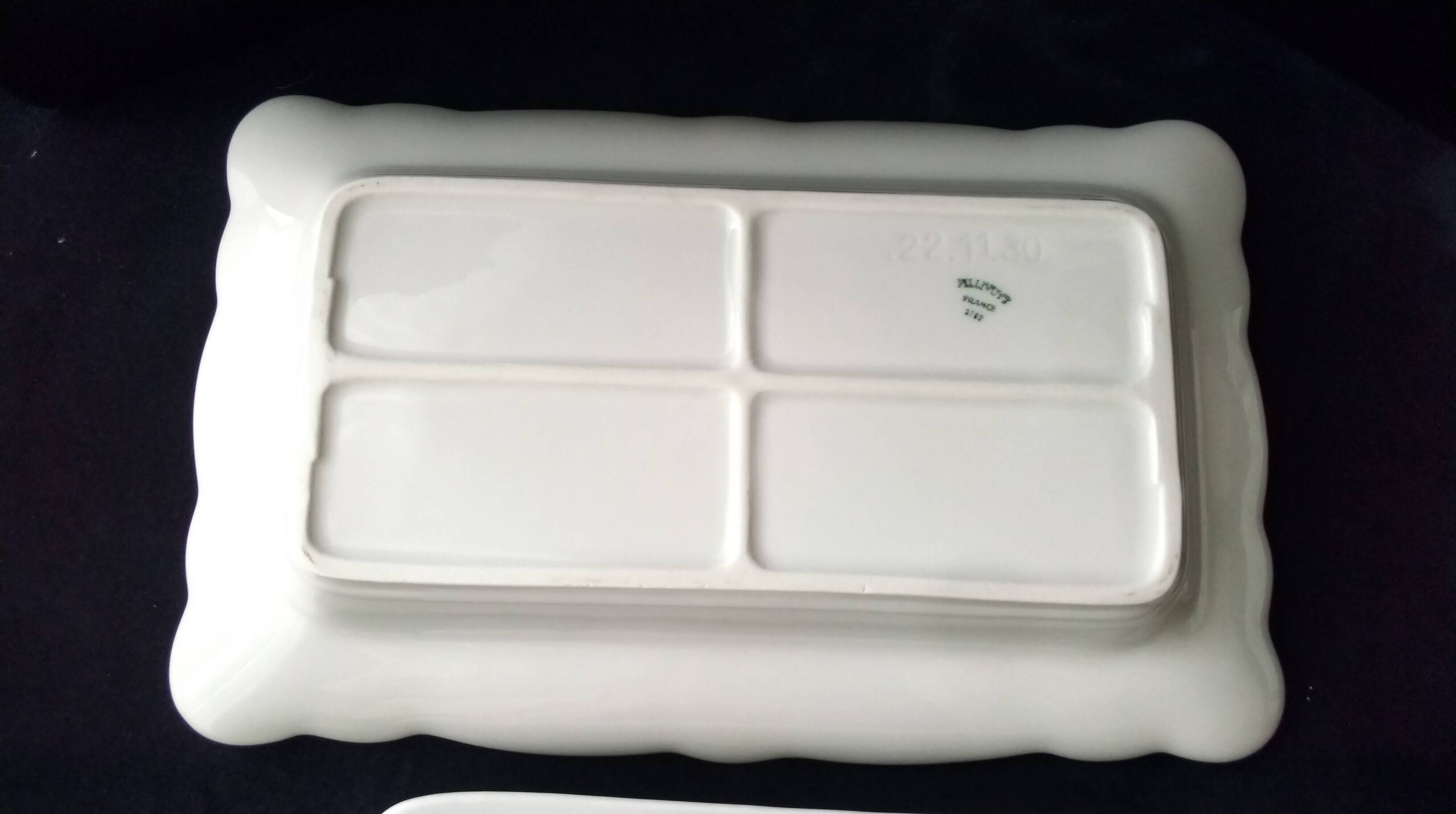 Asparagus serving dish in Pillivuyt porcelain