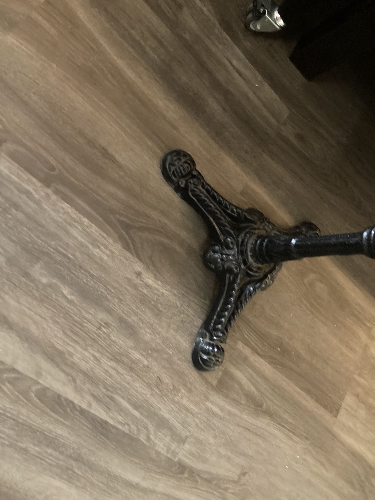 Bistro table in marble from a Parisian brasserie