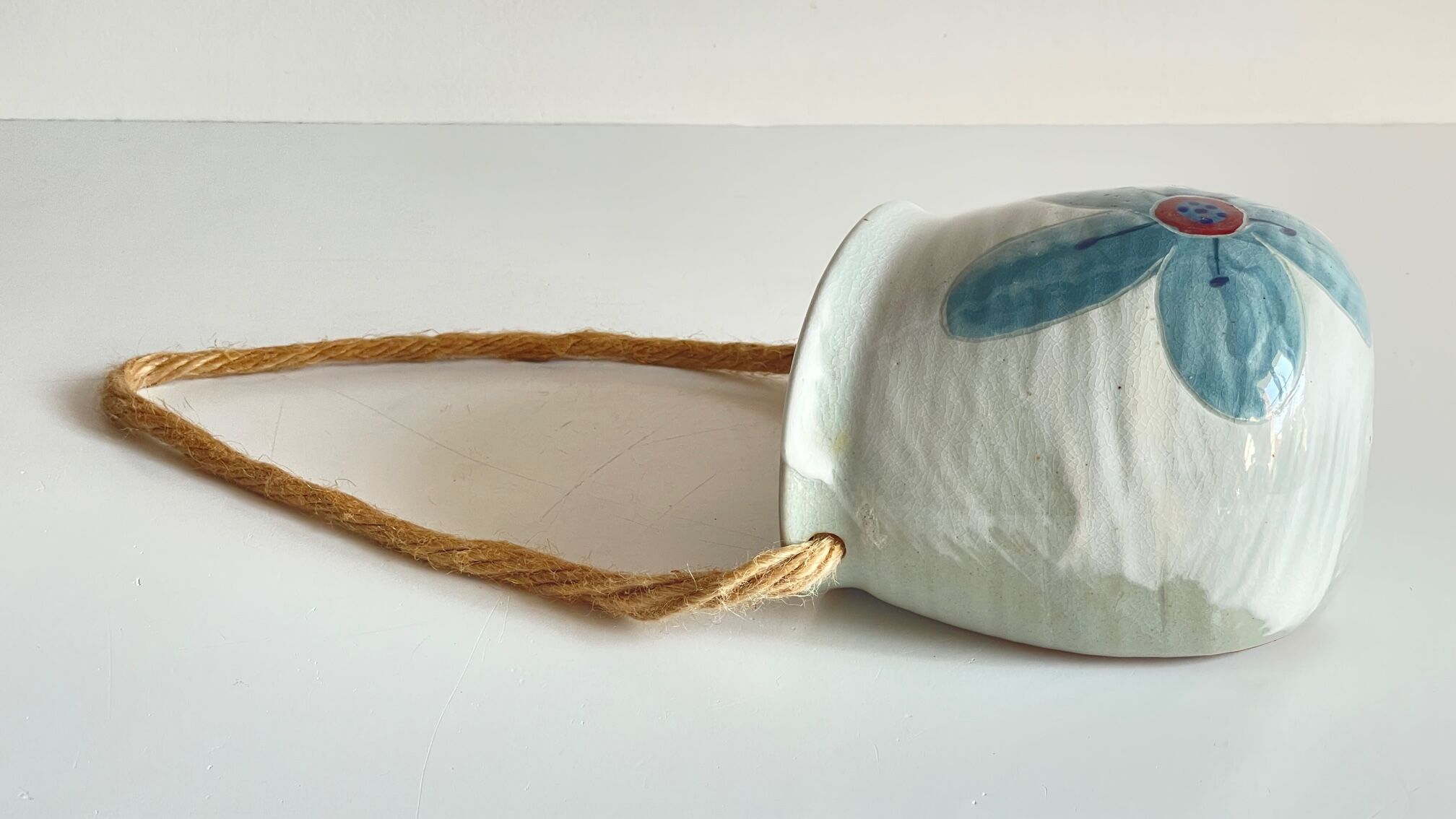 Hanging pot cover ceramic vintage flower