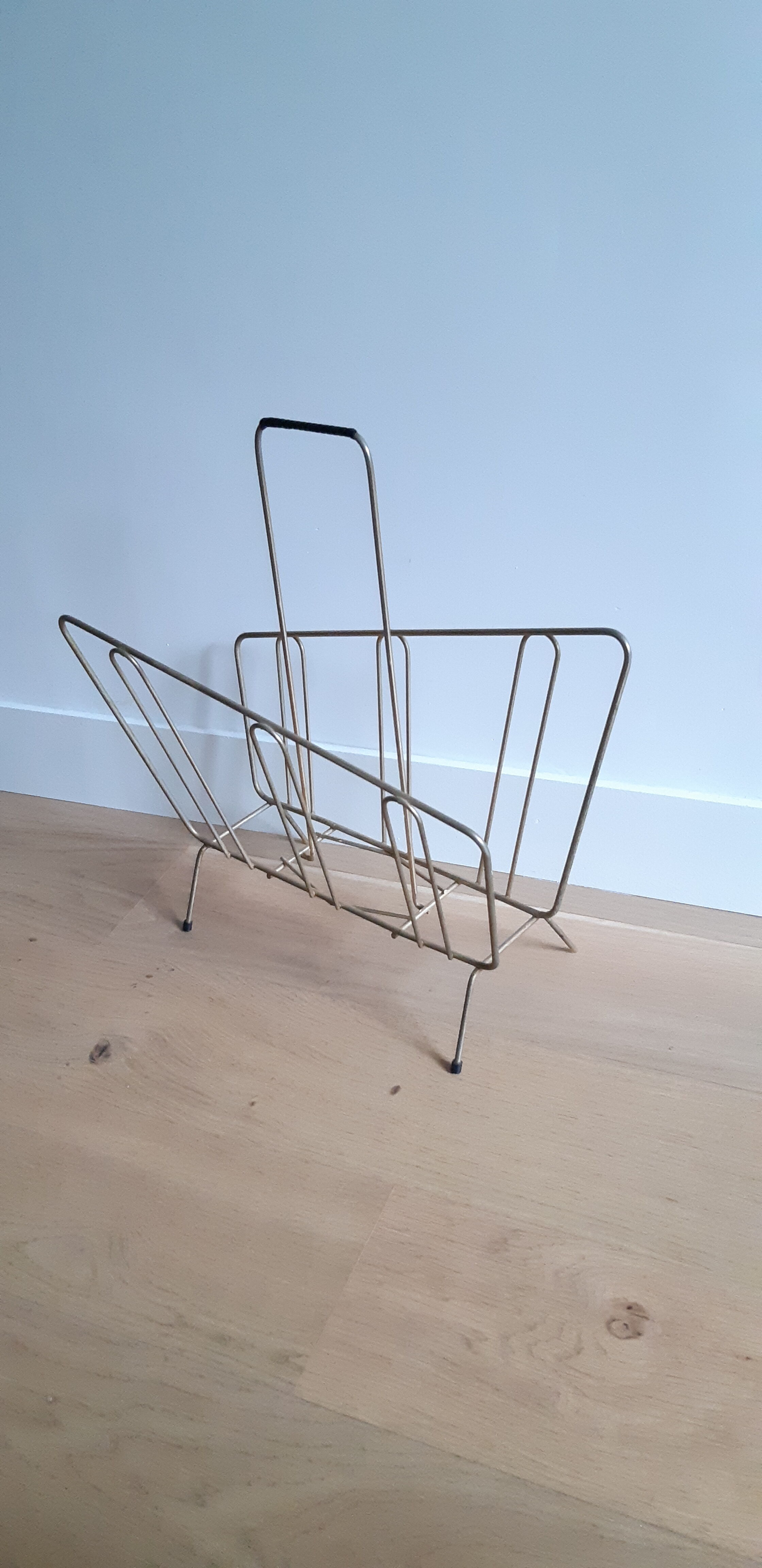Gold metal magazine holder
